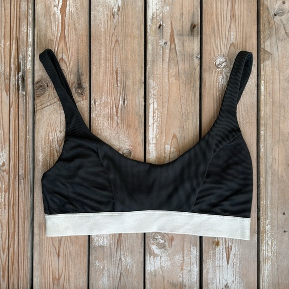 Boys + Arrows Dizzy Izzy Bikini Top in Iron - Picture 4 of 6